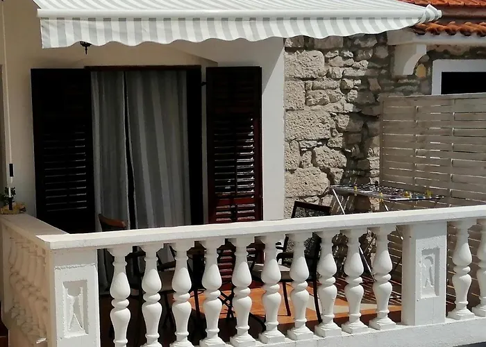 Dalmatian Stone House Turanj