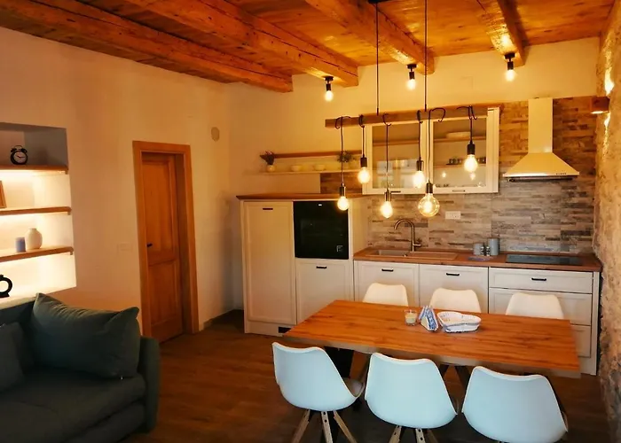 Dalmatian Stone House Apartament Turanj