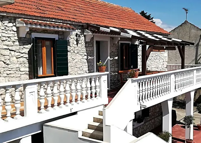 Dalmatian Stone House * Turanj