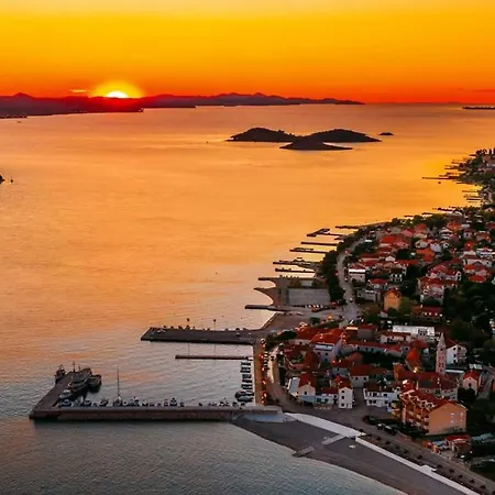 Dalmatian Stone House Apartment Turanj