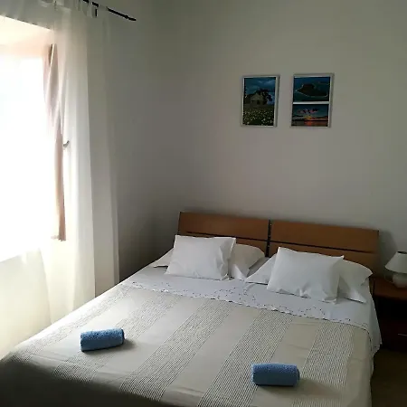 Dalmatian Stone House * 투라니