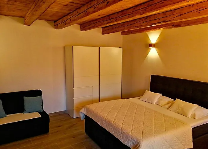 Dalmatian Stone House Turanj